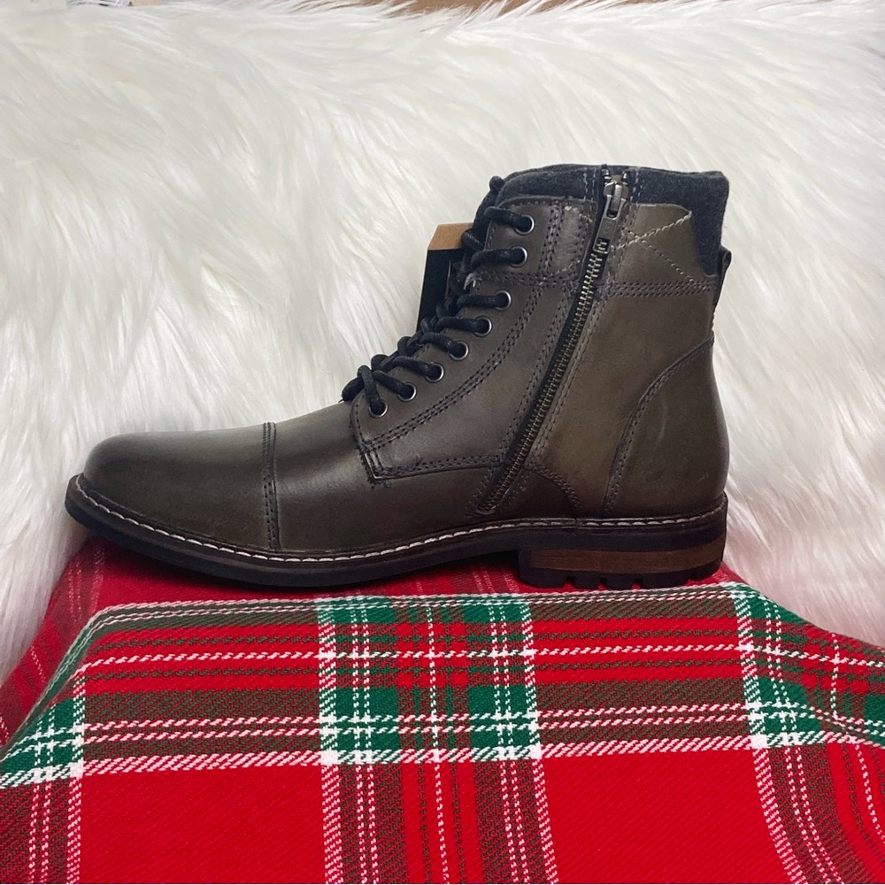 NWT Crevo Men's Camden Leather Boots in Grey/Black Multiple Sizes - Picture 3 of 4